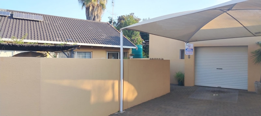 2 Bedroom Property for Sale in Pellissier Free State